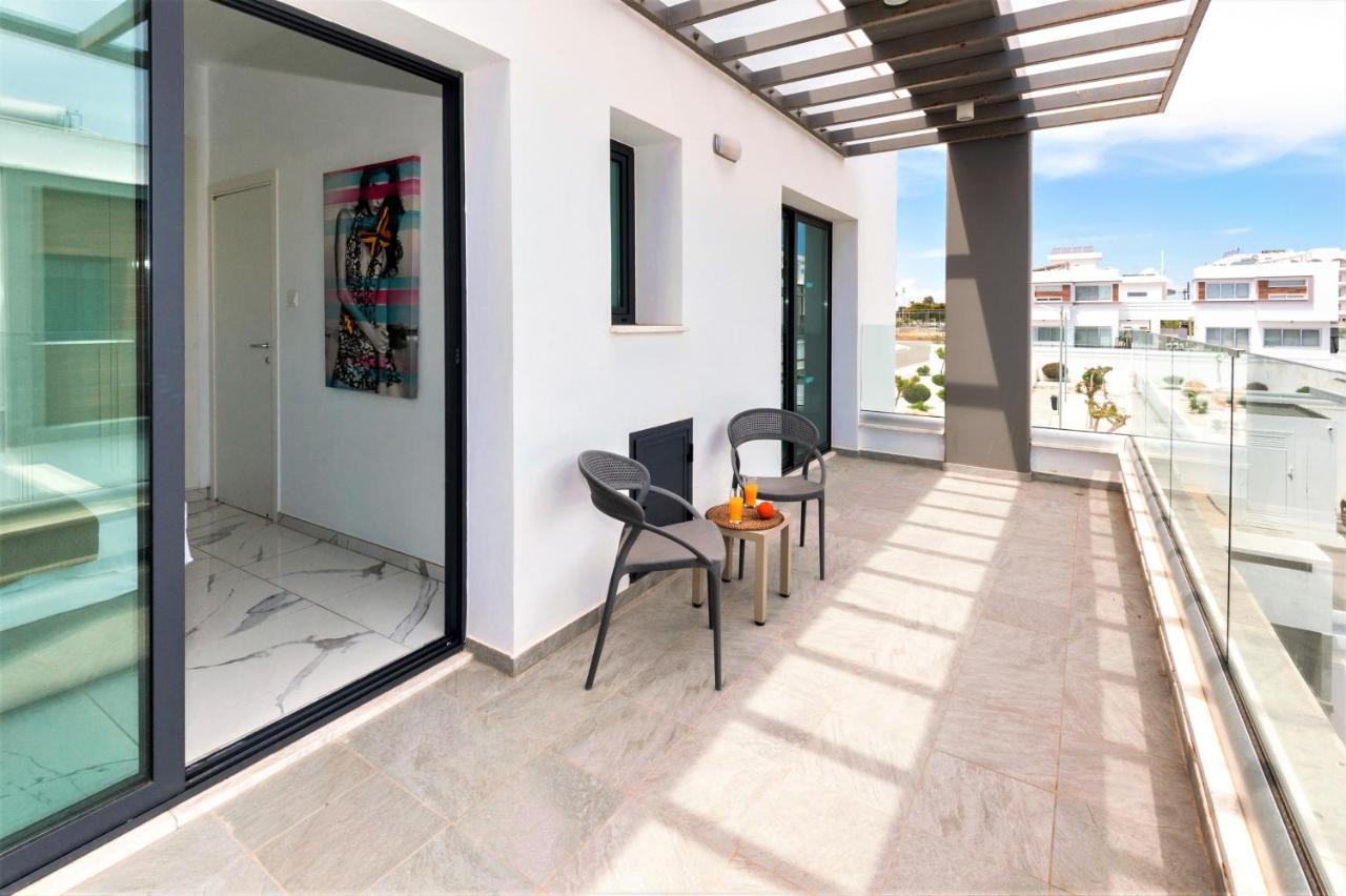 Villa Mirella Protaras Bagian luar foto